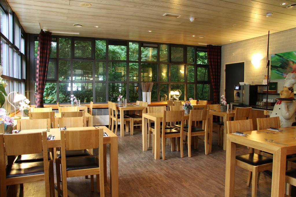 Bastion Hotel הירלן מראה חיצוני תמונה