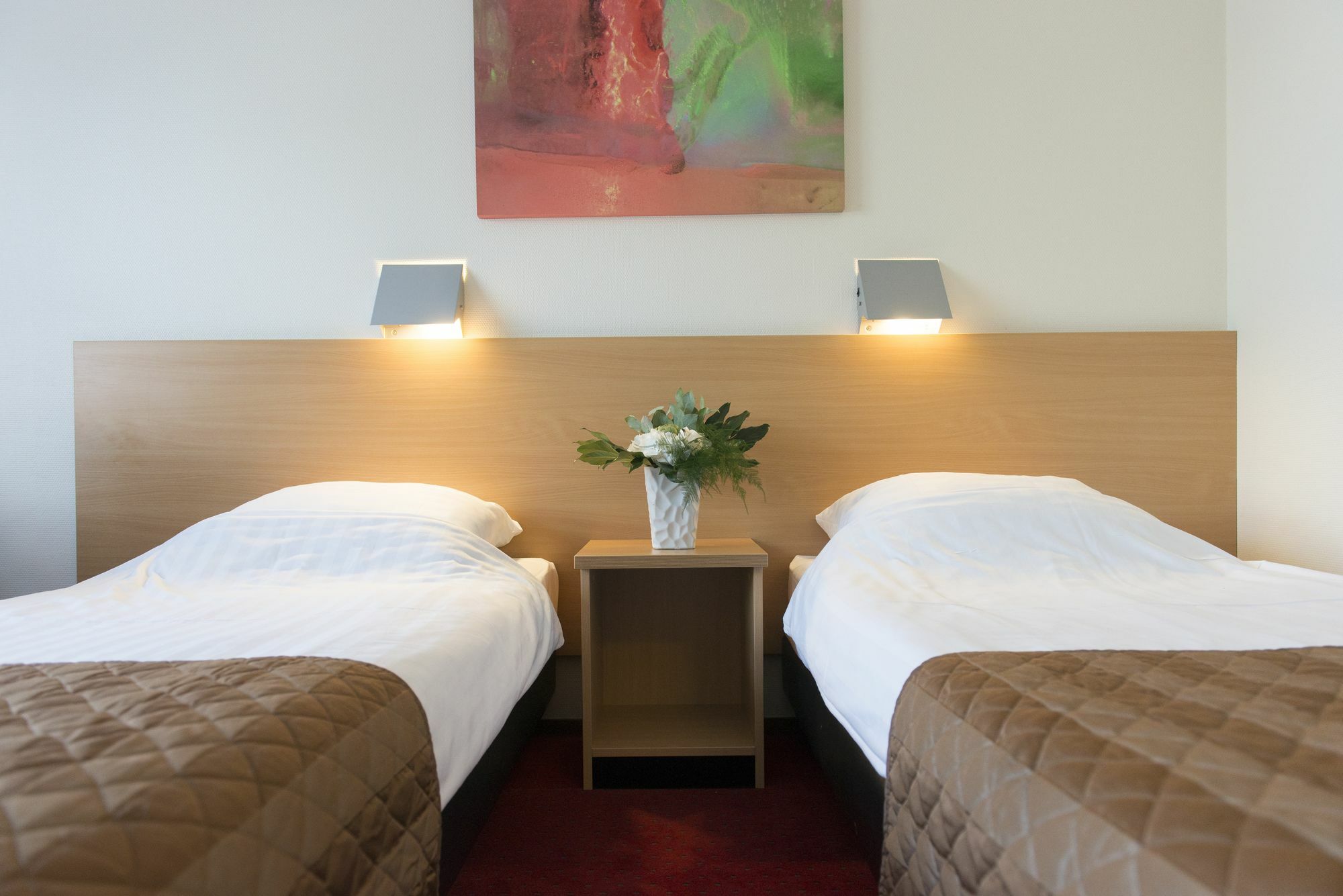 Bastion Hotel הירלן מראה חיצוני תמונה